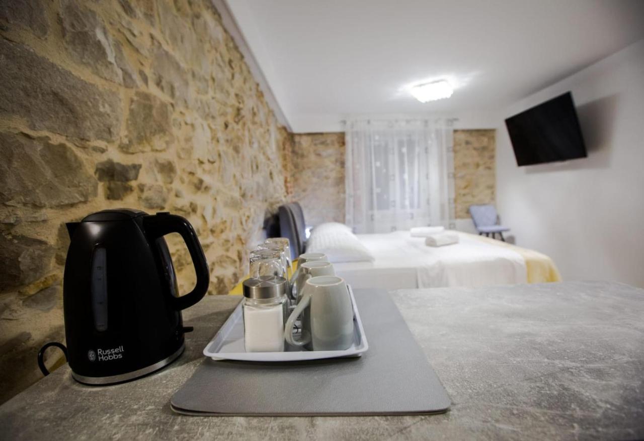 Lions Luxury Rooms Split Exterior foto